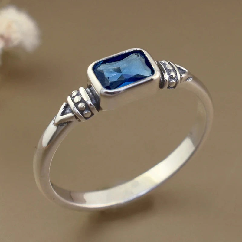 Anillos Rectangulares de Plata Antigua Huitan con Circoni...