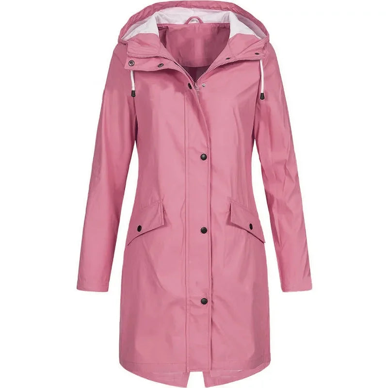Warm fall and winter cargo coats by Corporación Turística, featuring durable fabric and practical pockets for outdoor wear.