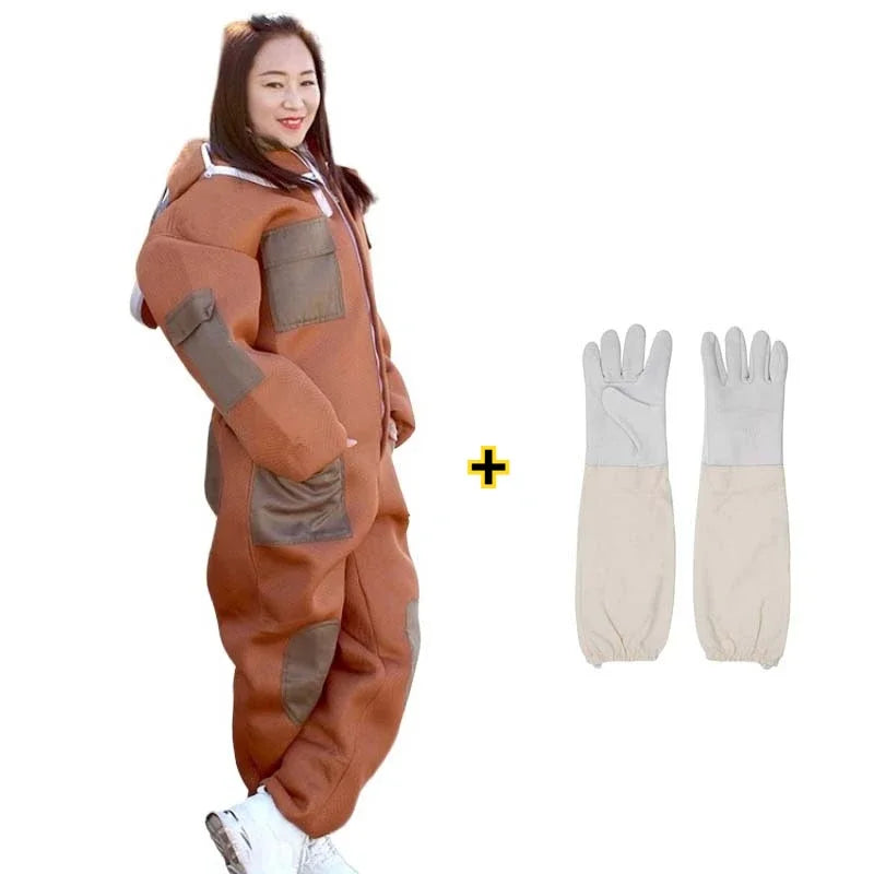 Protective bee suit for beekeeping by Corporación Turística, featuring safety fabric and full-body coverage for hive work.