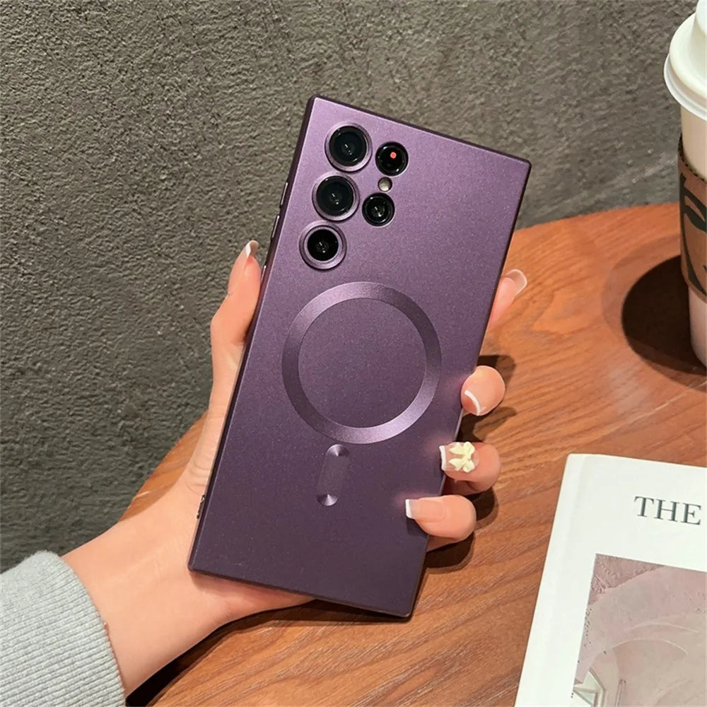 Colorful silicone MagSafe phone case from Corporación Turística featuring a metallic finish and sleek design.