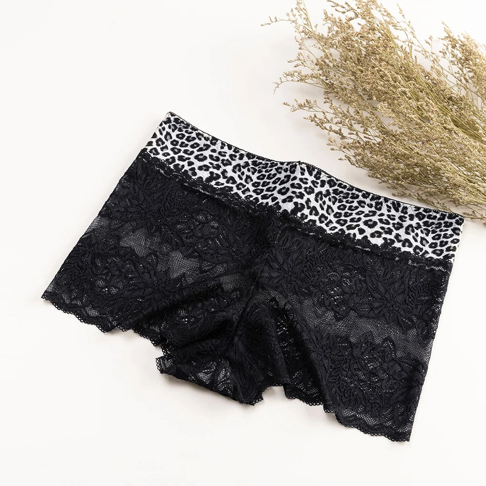 Women’s lace hollow calzones from BZEL by Corporación Turística, featuring delicate lace design and comfortable fit.