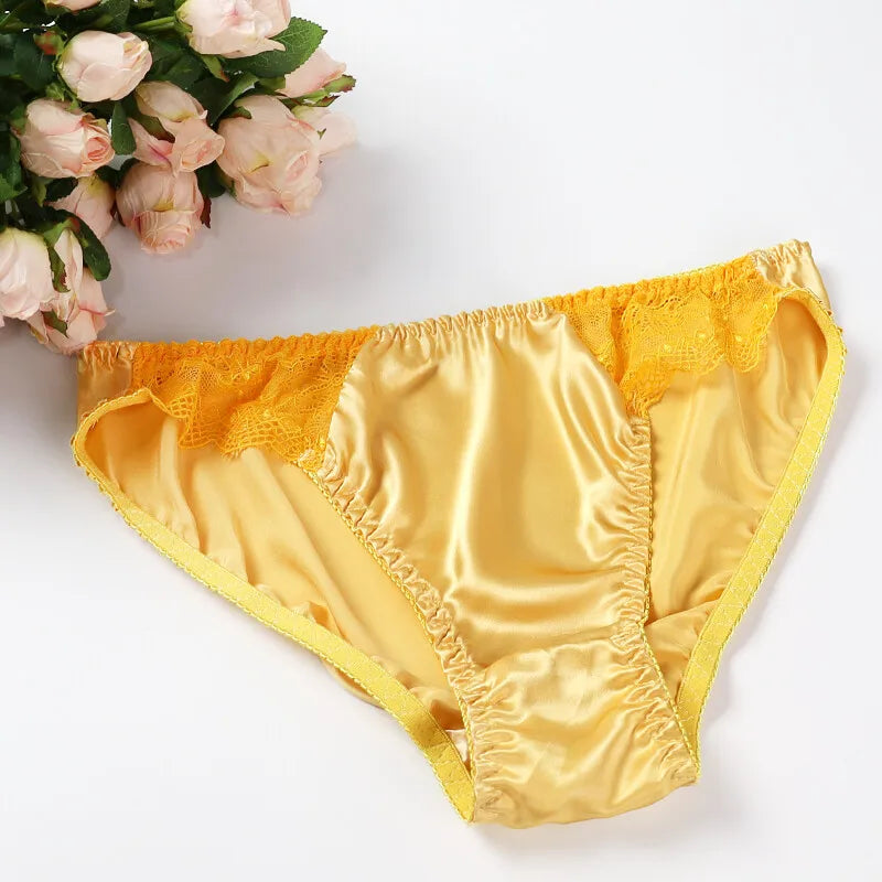 Silk Morera women's underwear from Corporación Turística, soft 100% mulberry silk panties shown in natural fabric detail.