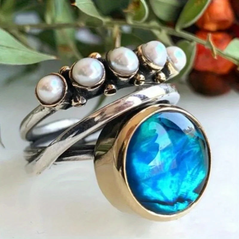 Lujoso anillo de cóctel de BUTTERFLY de topacio azul, ani...