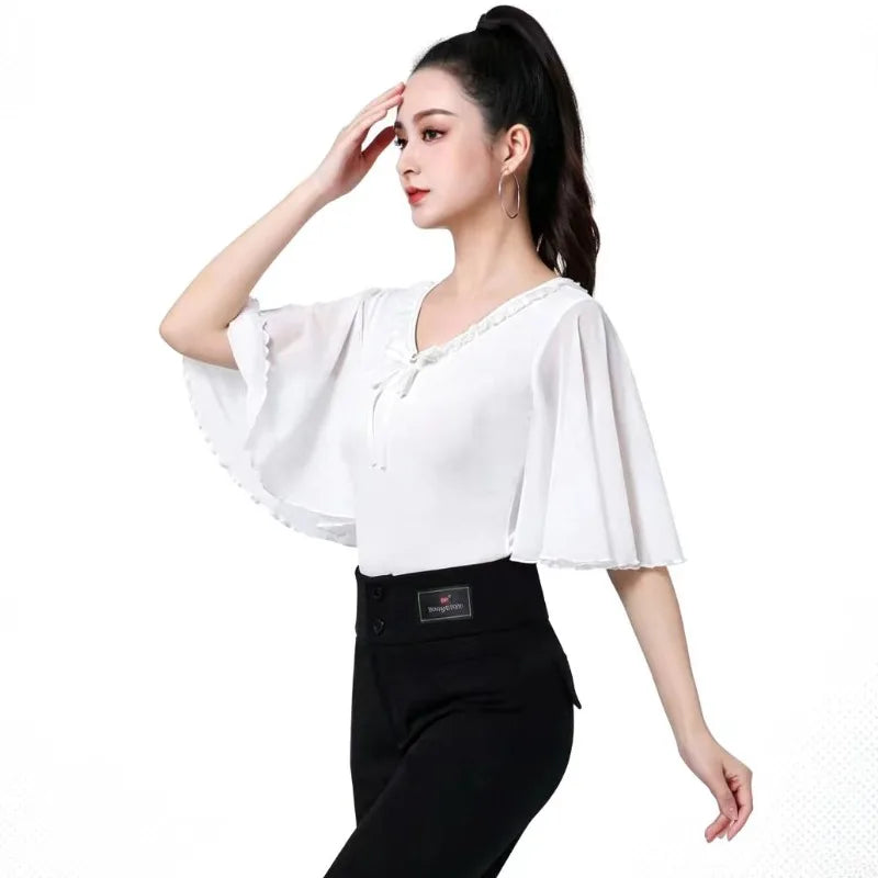 Lingerie top de encaje para mujer, ropa de baile latino moderno, con detalles delicados y ajustados, en color negro.