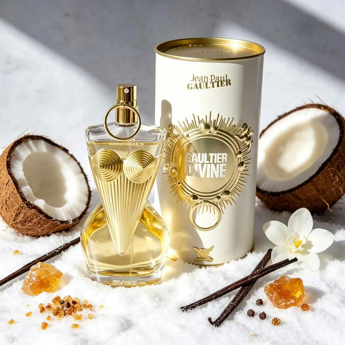 Perfume Gaultier Divine. Combina el brillante aroma del j...