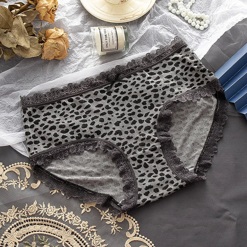 Pure cotton antibacterial women's underwear from Corporación Turística, soft and comfortable fabric with a sleek fit.