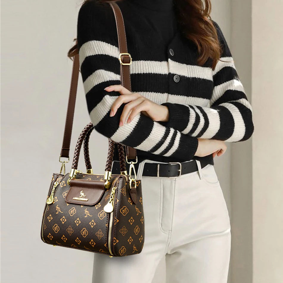 Soft leather crossbody bag for women featuring a sleek design and adjustable strap, ideal for everyday use.