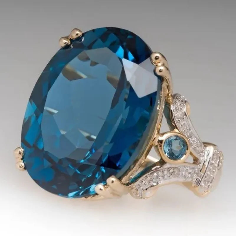 Exquisitos anillos ovalados con incrustaciones de circón ...