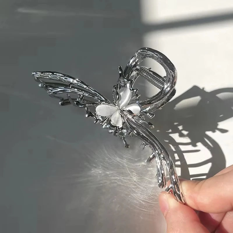 Pinza de Pelo Gótica con Forma de Araña para Mujer, de Metal Calado con Imitación de Perla, Tipo Tiburón, con Dijes, Accesorios de Pelo Modernos M