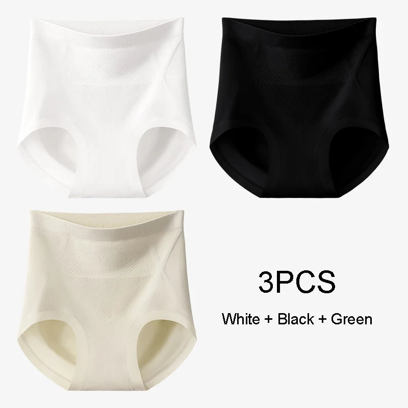 Sporty women's briefs set with lining, from Corporación Turística, shown in a close-up image highlighting the fabric and fit.