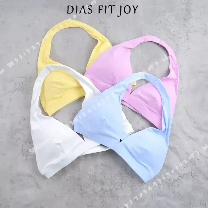 Sujetador deportivo para mujer con diseño de cuello halte...