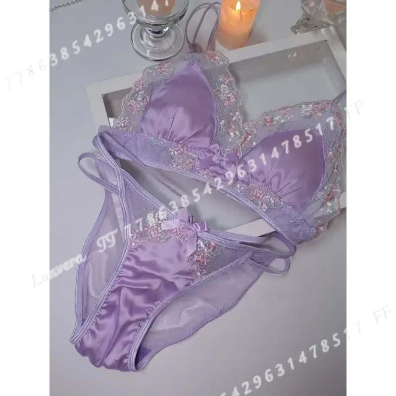 Conjunto de lencería de encaje de seda de lujo ligero con...