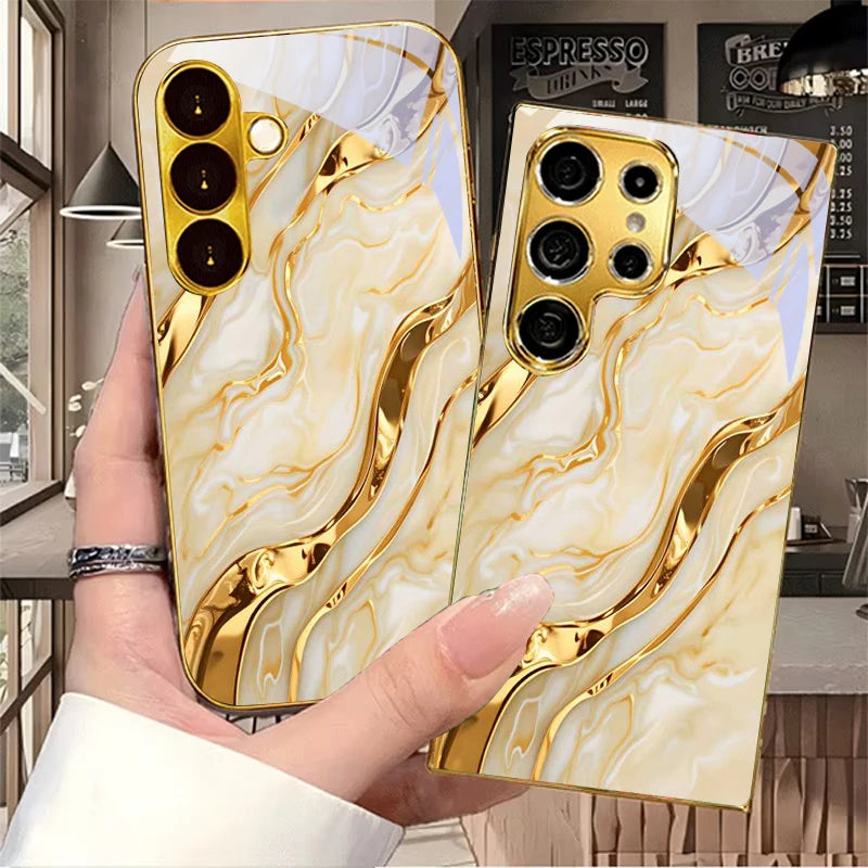 Gold phone case for Samsung A23, A33, A53, A73, and A14 by Corporación Turística, shown on a smartphone.