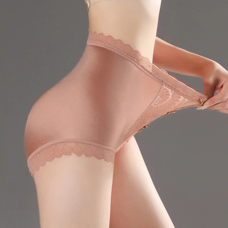 High-waisted lace women's panties by Corporación Turística, featuring elegant lace fabric and a comfortable elastic waistband.