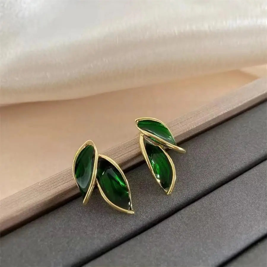 Pendientes de cisne de cristal hueco de aguja de plata 92...