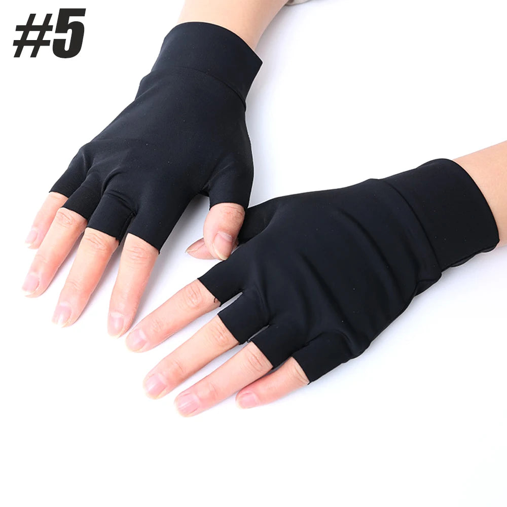 Pair of magnetic therapy gloves for arthritis relief by Corporación Turística, shown with open fingers and magnetic strips.
