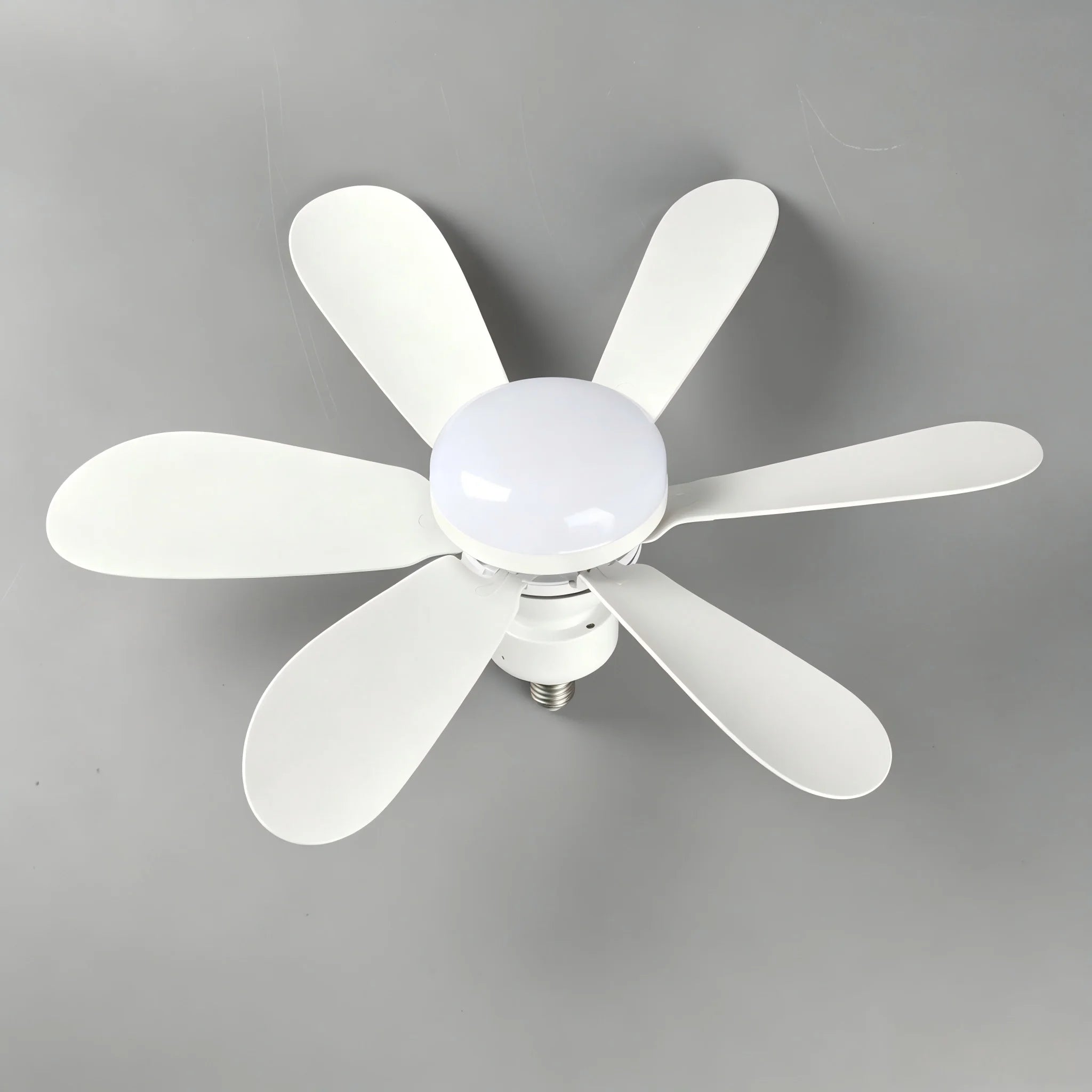 Ventilador Techo LED 40W E27 con Control Remoto - Silencioso y Moderno