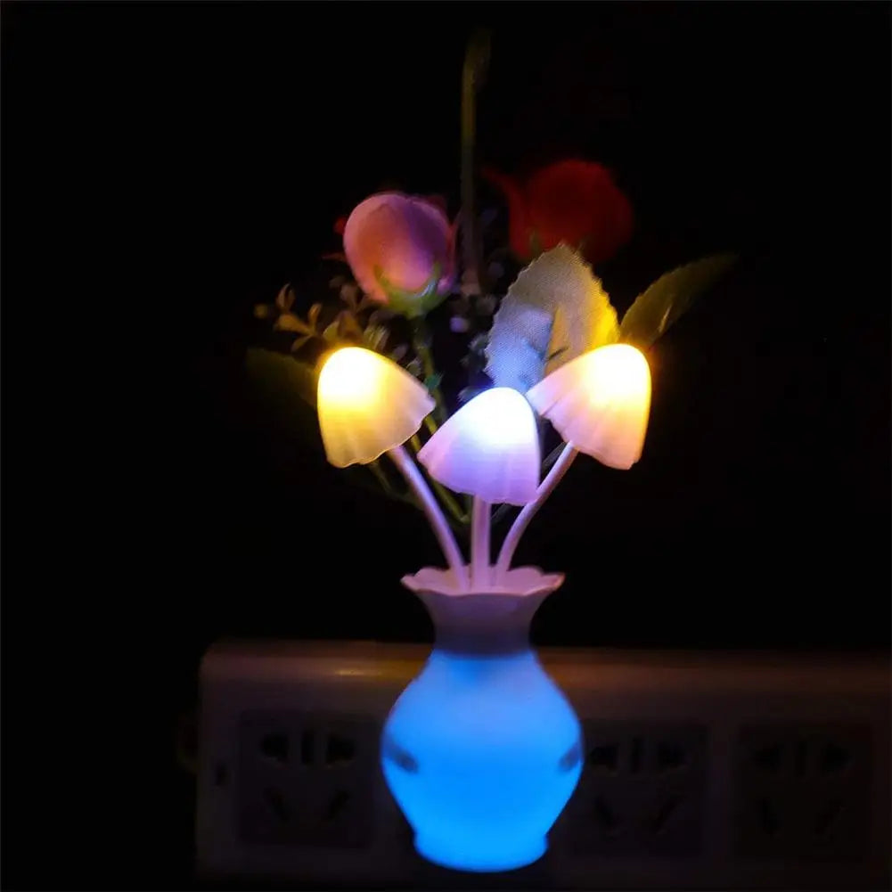 LED nocturna de 0.5 W con sensor automático, lámpara de corporación turística, visible en la imagen.
