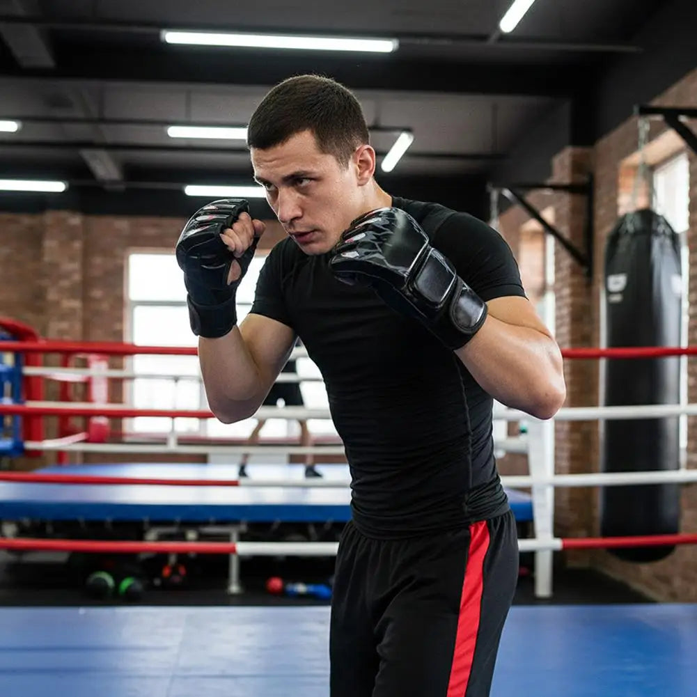 Guantes Kick Boxing MMA Muay Thai Cuero PU Negro Entrenamiento - Corporación Turística