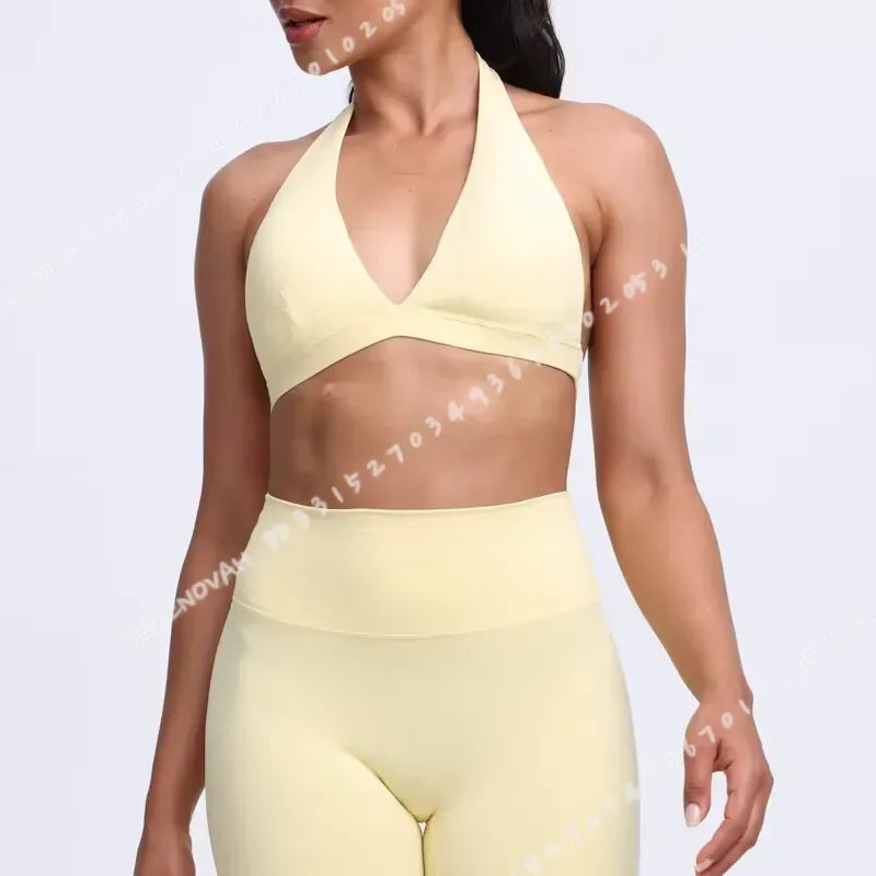Sujetador deportivo para mujer con diseño de cuello halte...