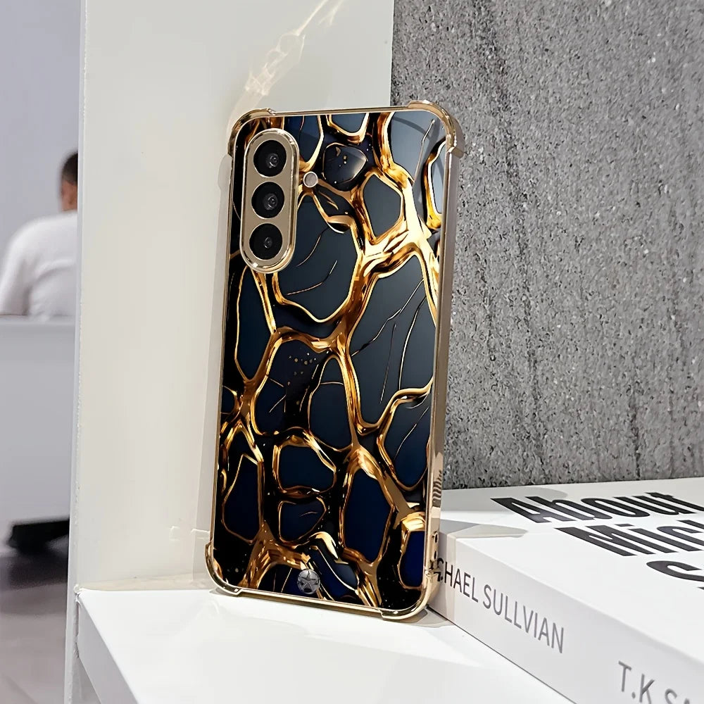 Luxury marble gold phone case by Corporación Turística, featuring elegant marble design and durable protective material.