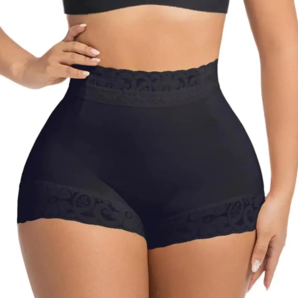 White high-quality cotton lace panties for women, featuring delicate lace details, from Corporación Turística.