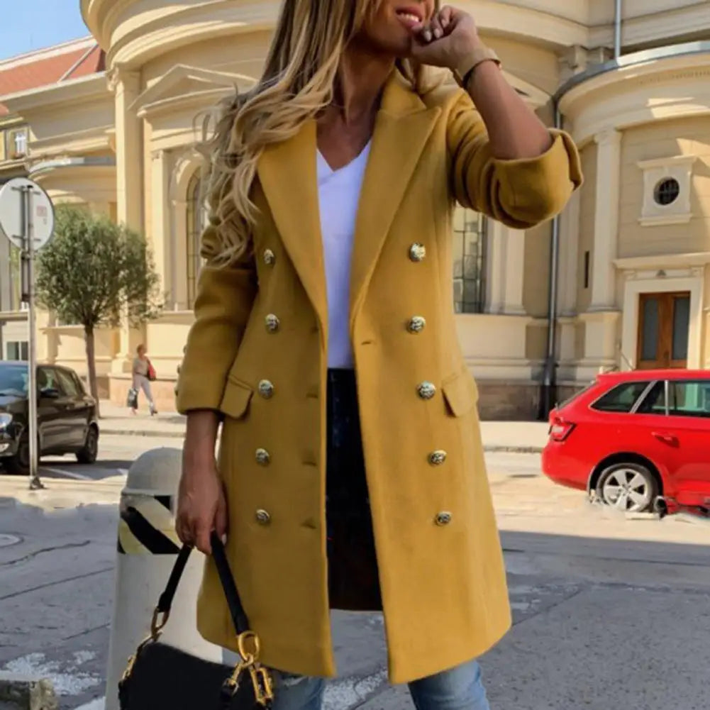 Wool winter coat for women with long sleeves, warm and stylish, in a neutral color, from Corporación Turística.