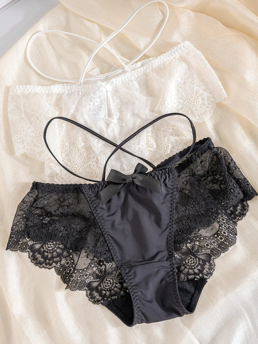 Comfortable and sexy unisex underwear set featuring stylish briefs, designed for both men and women, by Corporación Turística.
