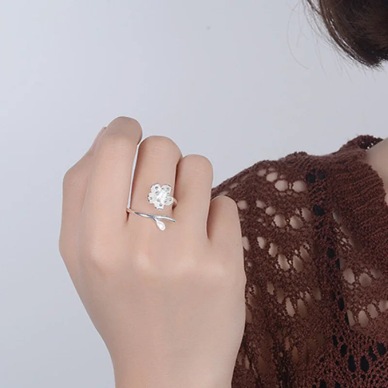 Anillo de Plata de Ley 925 con flores y circonita de alta...