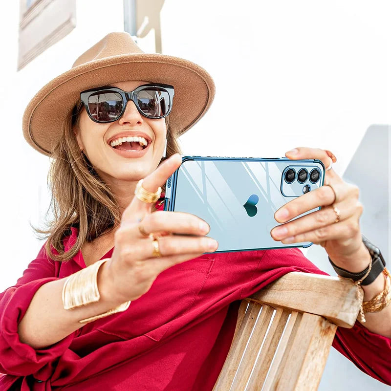 Luxury gold-plated Samsung Galaxy S24/S23 Ultra protective case by Corporación Turística, showcasing a sleek, shiny design.