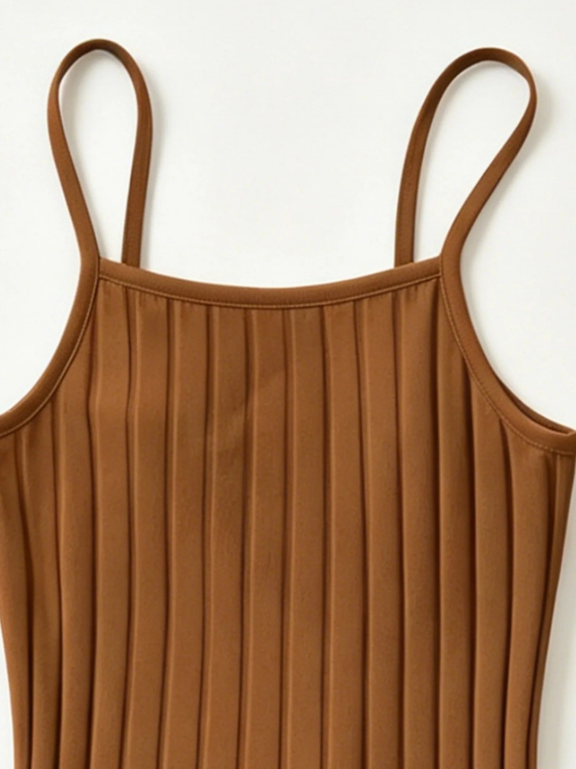 Vestido mini ajustado de punto acanalado marrón para muje...