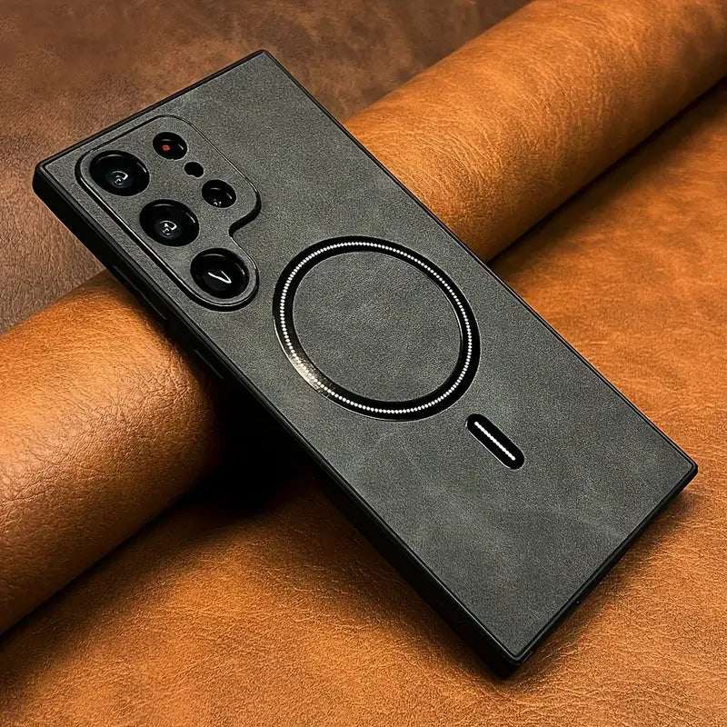 Luxury leather magnetic phone case for Samsung Galaxy S26 by Corporación Turística, featuring a sleek design and magnetic closure.