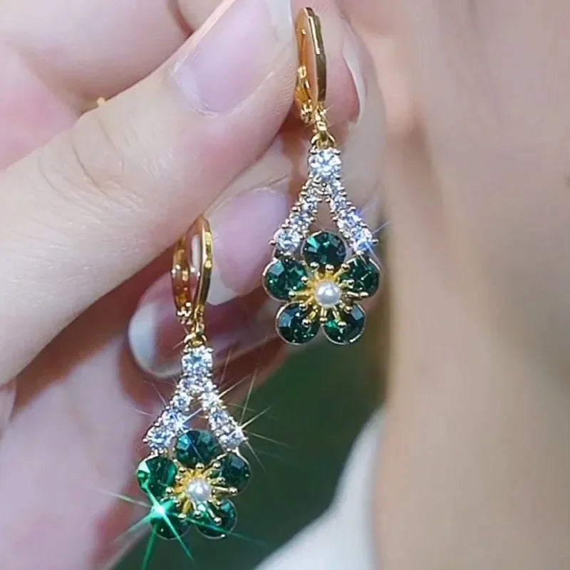 Nuevos pendientes de flores de cristal verde de lujo de v...