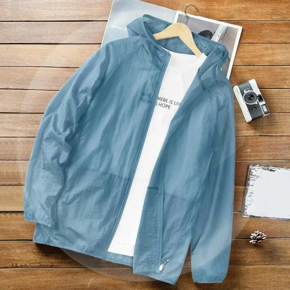 Sun protection jacket with breathable umbrella fabric, designed as a large sunshade and lightweight shelter by Corporación Turística.