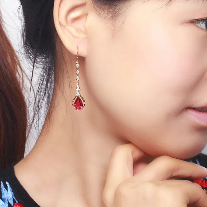 Pendientes colgantes de rubí Natural de oro rosa de 18 qu...