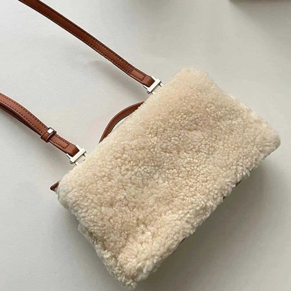 Bolso de mano de terciopelo de piel de cordero a la moda ...