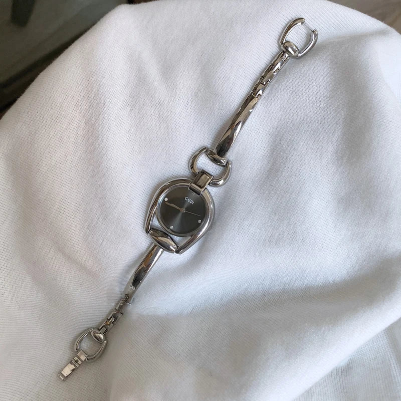 Reloj de Cuarzo con Correa de Acero, Estilo Moderno y Ele...