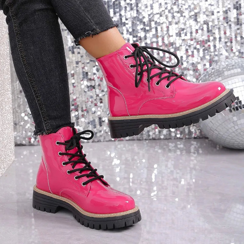 Botines de plataforma con cordones de charol Nuevos zapat...