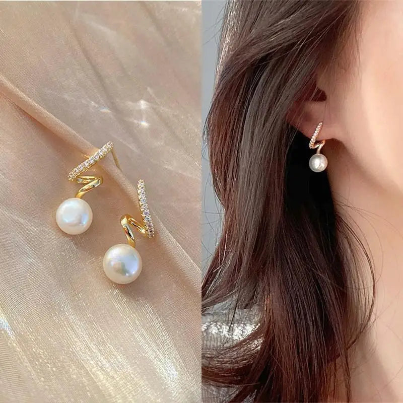 Pendientes de cisne de cristal hueco de aguja de plata 92...