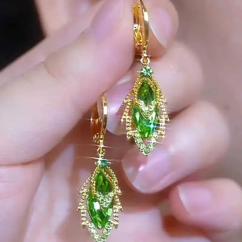 Nuevos exquisitos pendientes colgantes de cristal de circ...