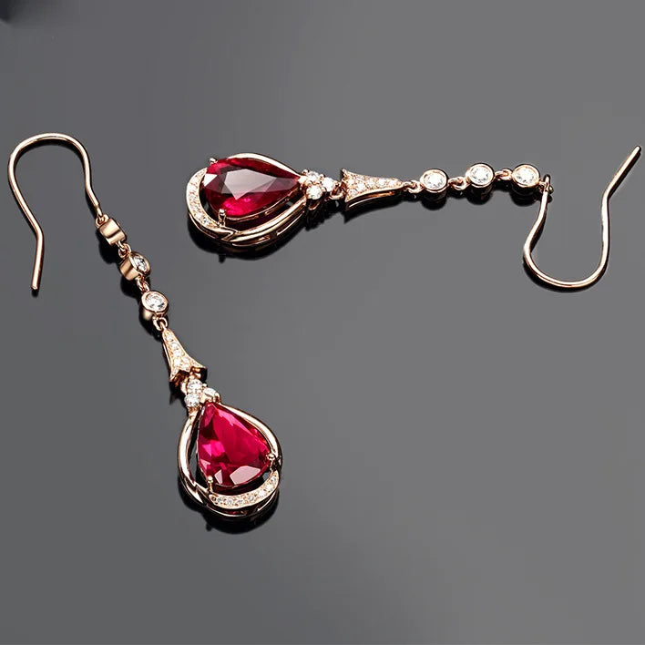 Pendientes colgantes de rubí Natural de oro rosa de 18 qu...