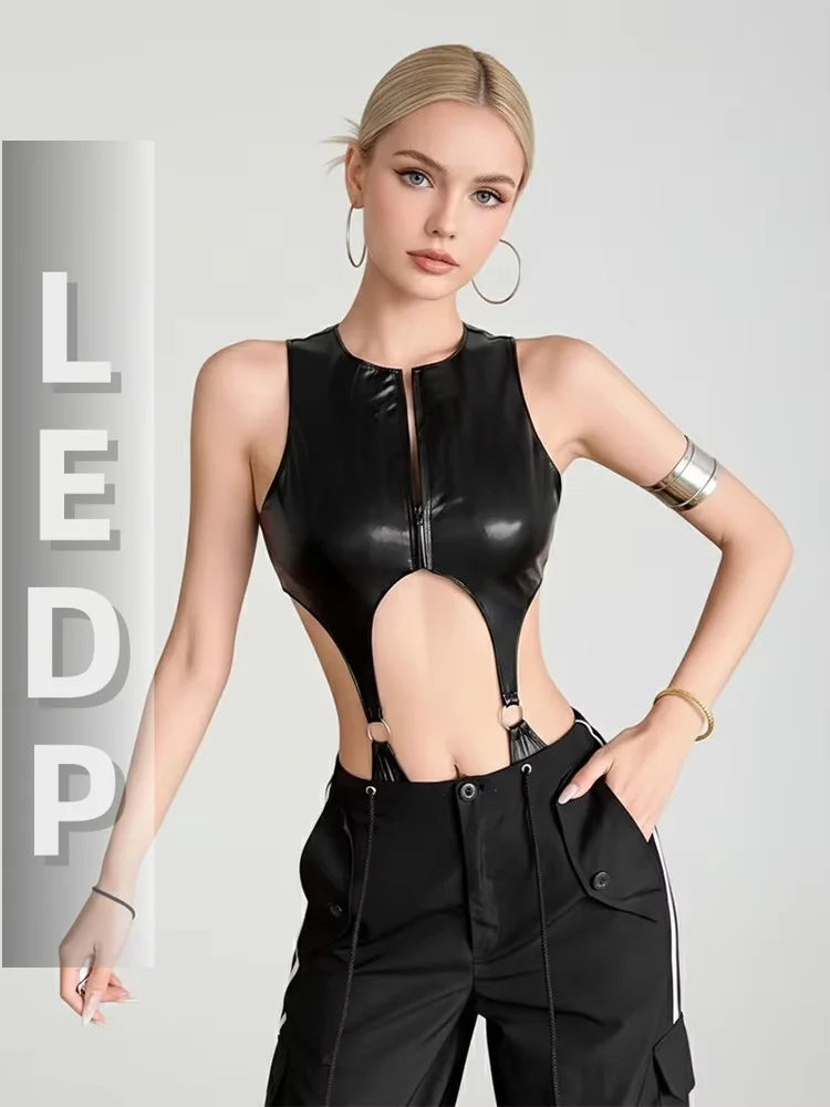 IMU Body de cuero desestructurado para mujer, de corte al...