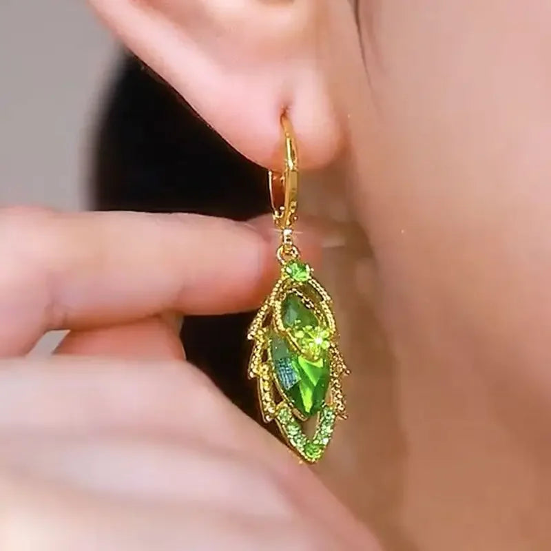 Nuevos exquisitos pendientes colgantes de cristal de circ...