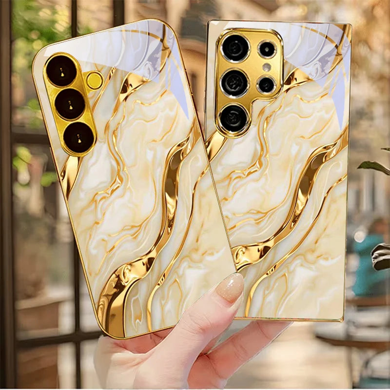 Gold phone case for Samsung A23, A33, A53, A73, A14, and A3 from Corporación Turística, showing the elegant design and fit.