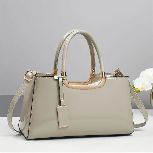 Western-style women's shoulder bag from Corporación Turística featuring leather details and rustic design.