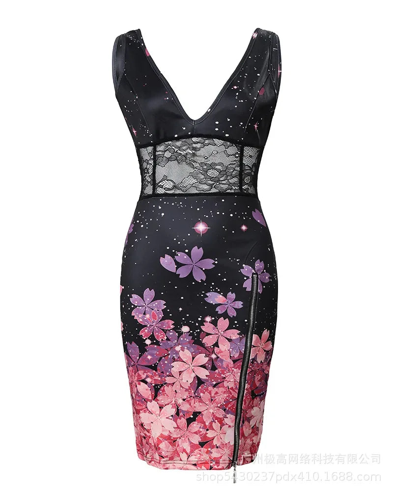 Elegant casual dress with contrasting lace details, featuring a stylish fit perfect for semi-formal occasions, by Corporación Turística.