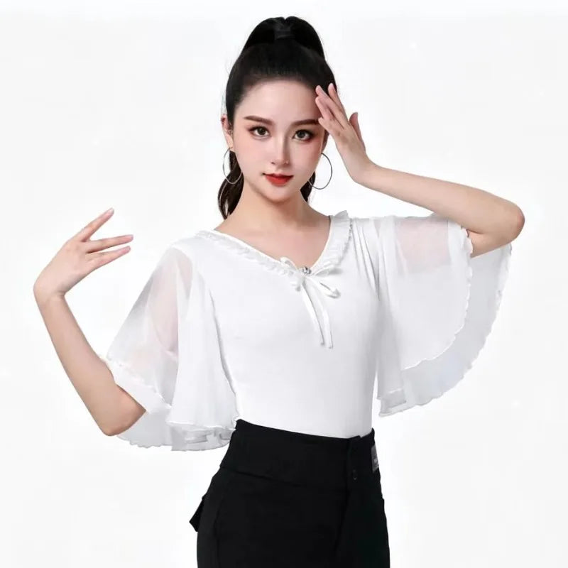 Lingerie de encaje para mujer, ropa de baile latino moderno, con detalles elegantes en color negro.
