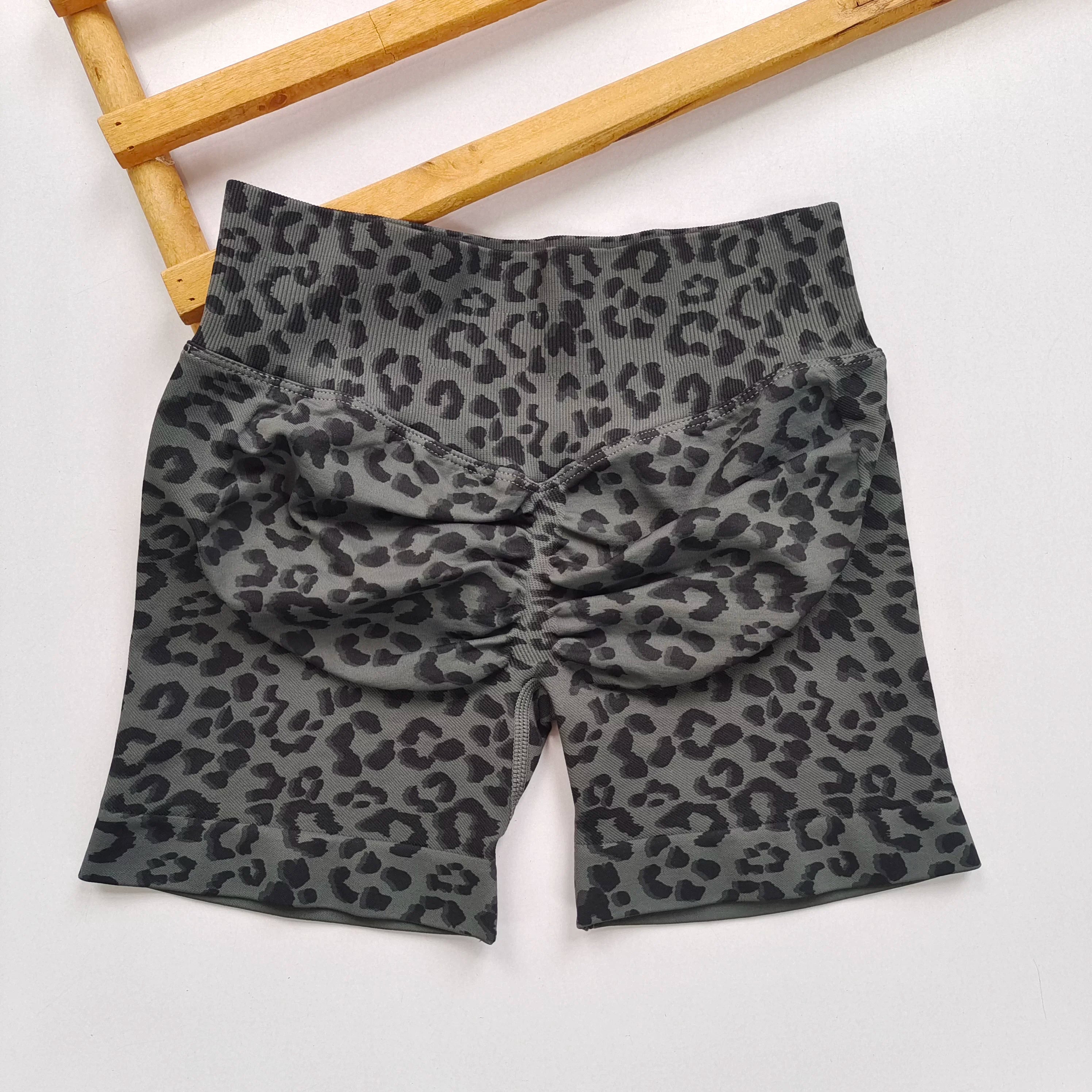 Shorts Deportivos de Cintura Alta con Estampado de Leopar...