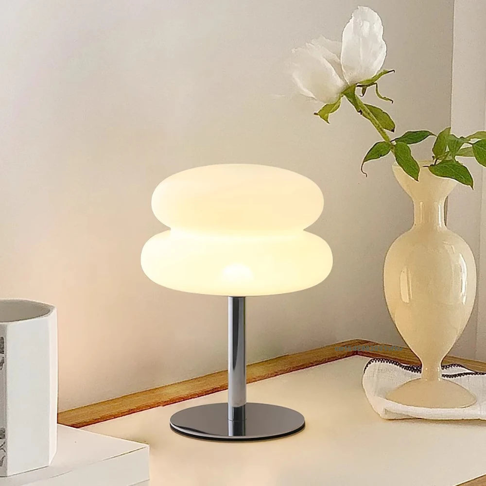 LED mushroom-shaped desk lamp with USB connection by Corporación Turística, featuring a modern, decorative design and adjustable lighting.