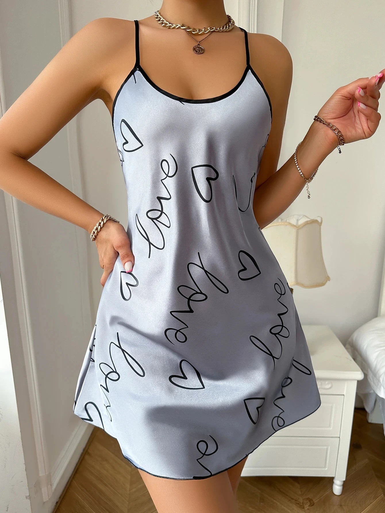 Camisón con estampado de letras de corazón para mujer, ve...